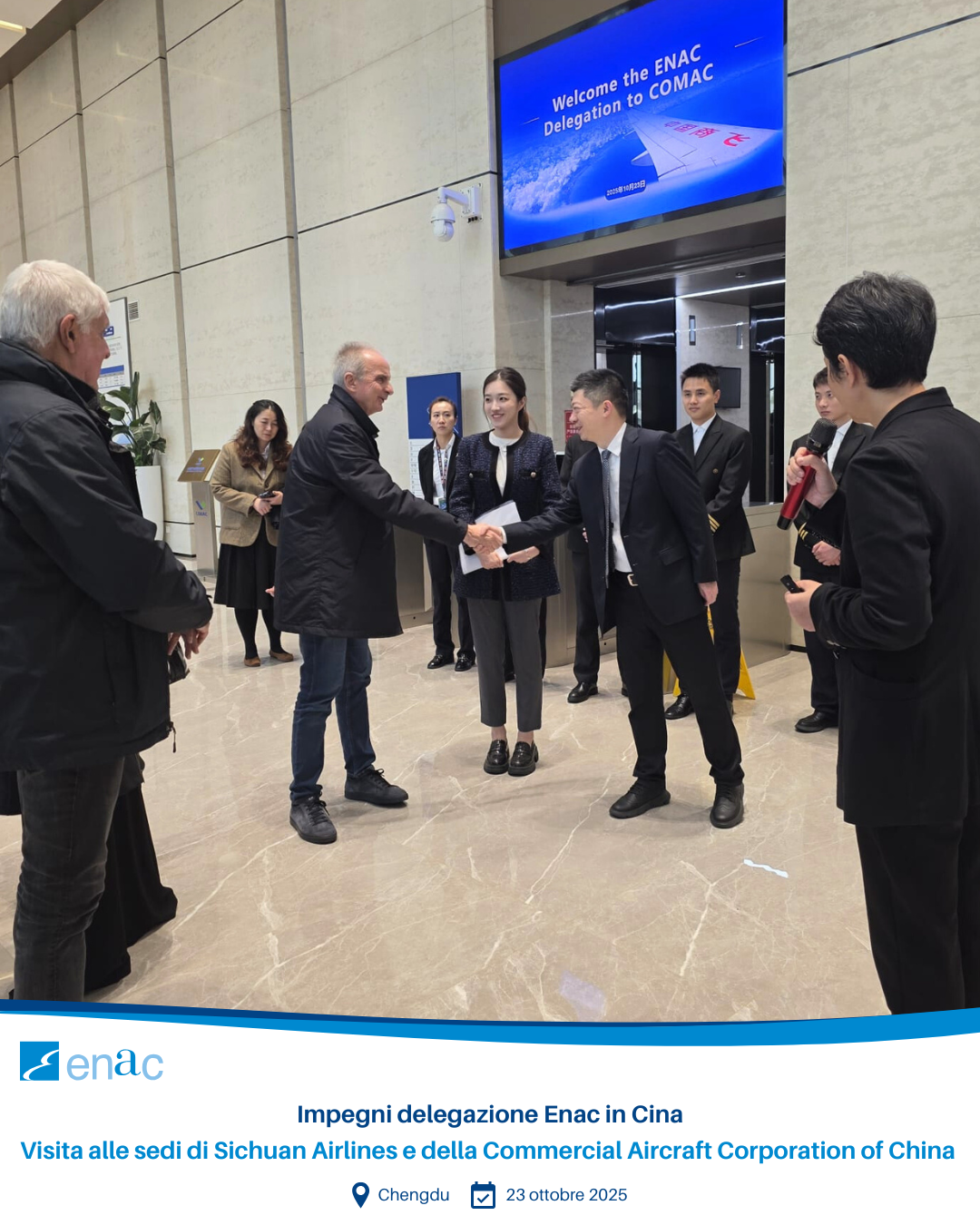 Visita alle sedi di Sichuan Airlines e COMAC