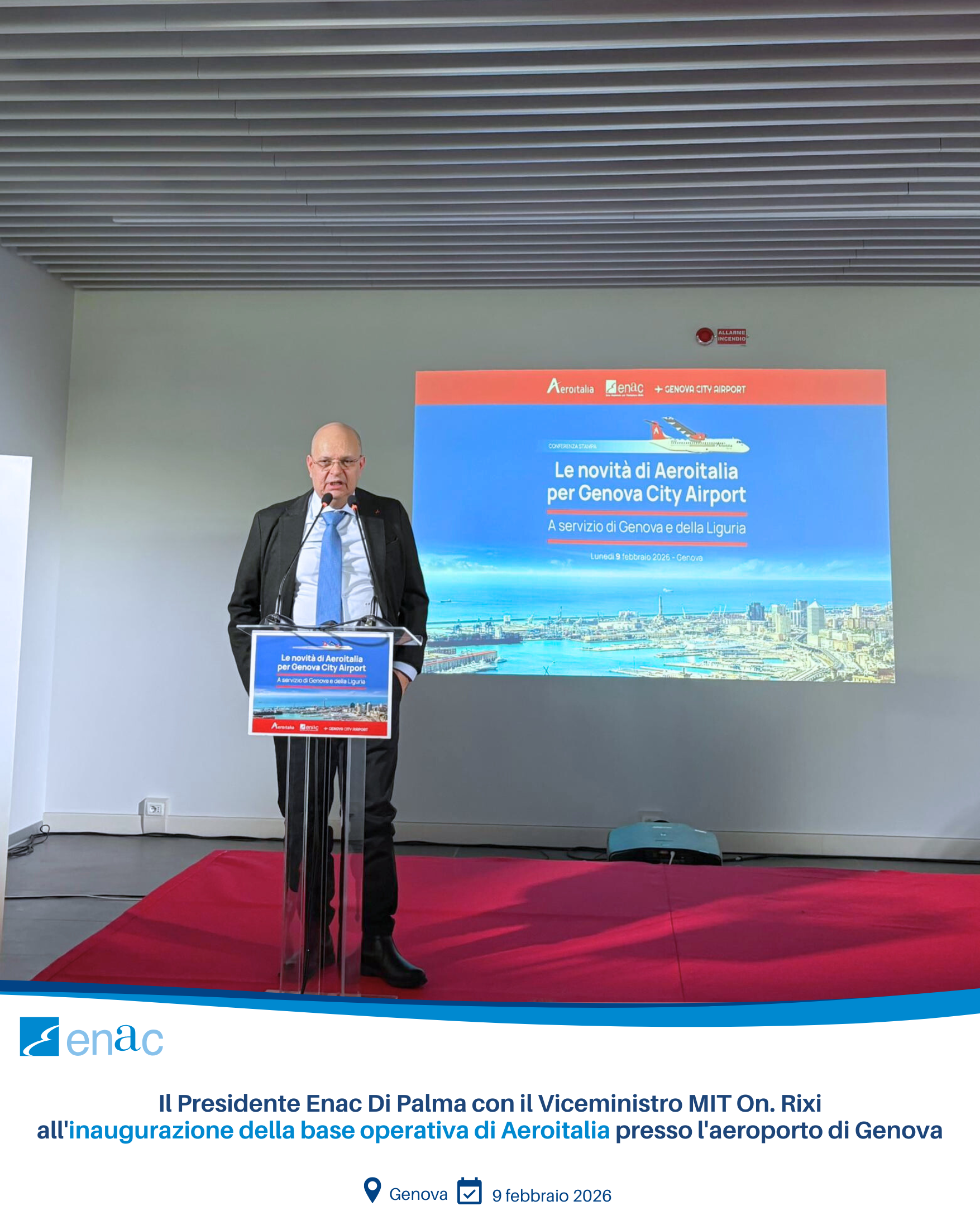 Il Presidente Enac Di Palma con il Viceministro MIT On. Rixi all'inaugurazione della base operativa di Aeroitalia presso l'aeroporto di Genova
