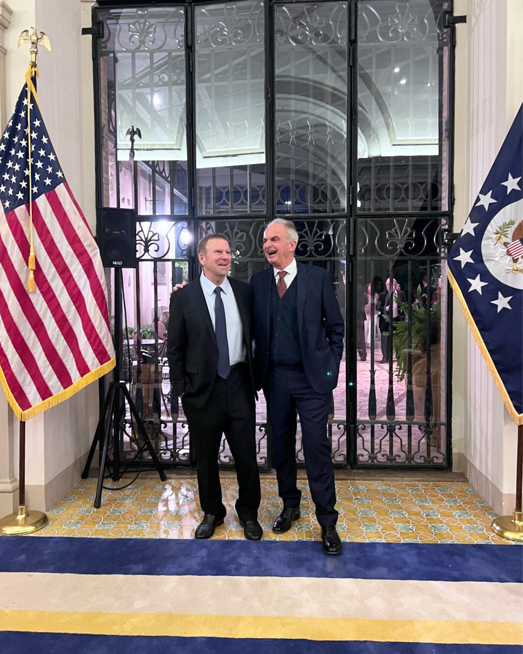 Il Presidente Enac Di Palma con l'Ambasciatore USA Fertitta all'evento celebrativo del primo volo Roma - Houston