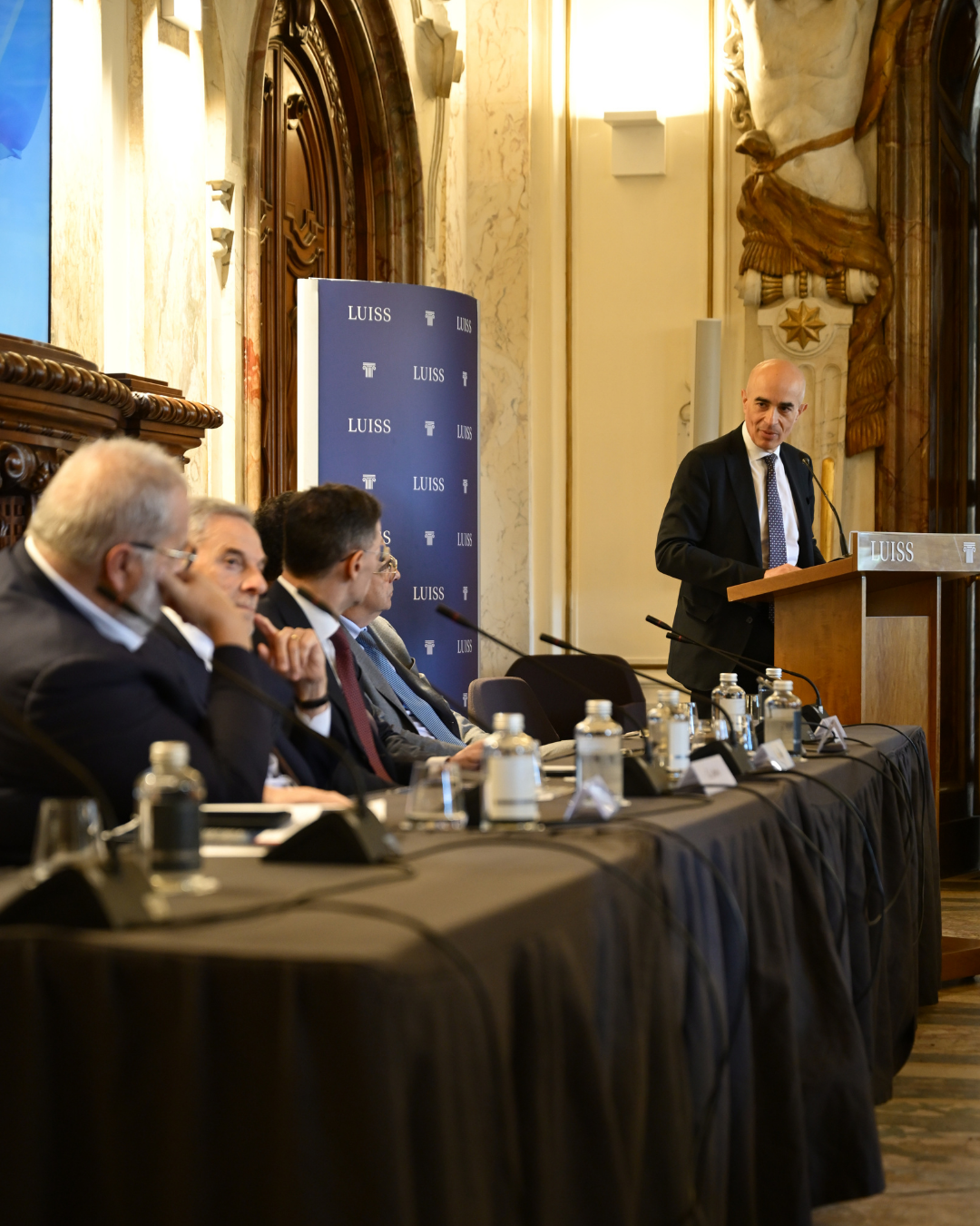 Il Presidente Di Palma con il Presidente IX Commissione alla Camera On. Deidda al convegno Enac-Luiss "Le nuove sfide del sistema aeroportuale"