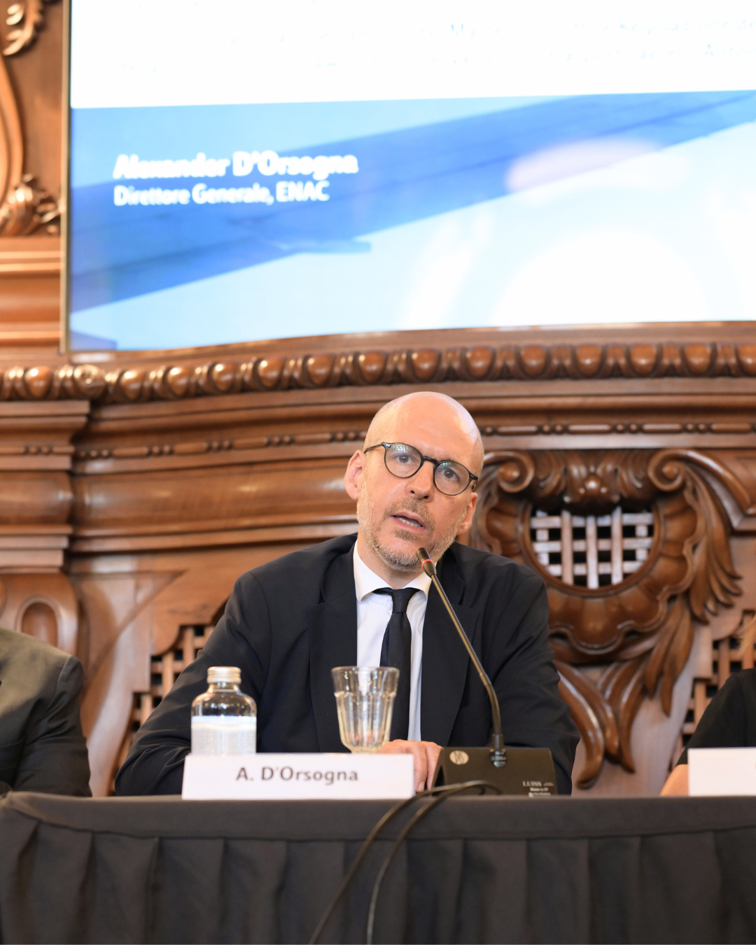 Il Presidente Di Palma con il Viceministro MIT On. Rixi al convegno Enac-Luiss "Regional Air Mobility e valorizzazione degli aeroporti territoriali"