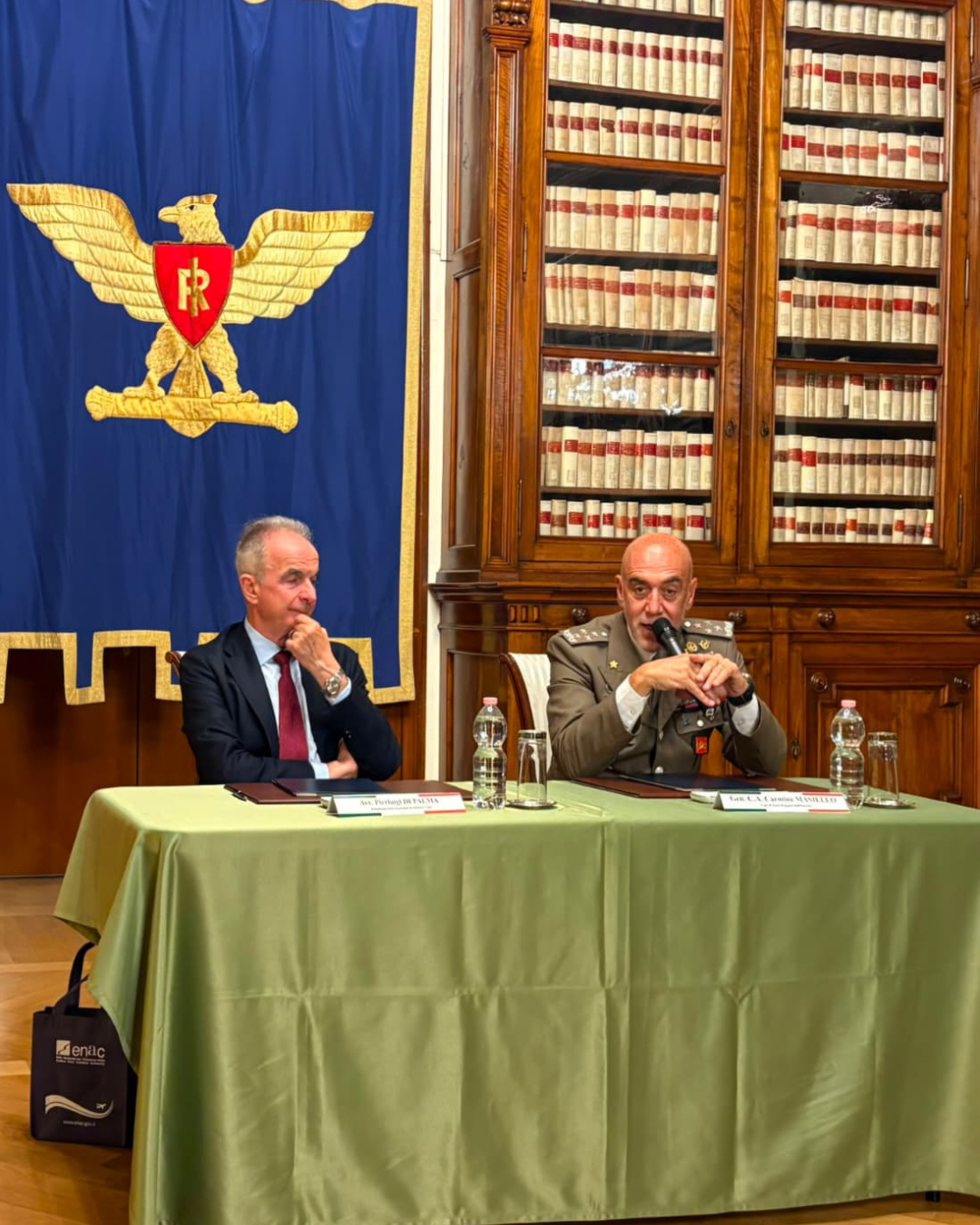 Enac e Ministero della Difesa firmano Protocollo per attività di aviolancio