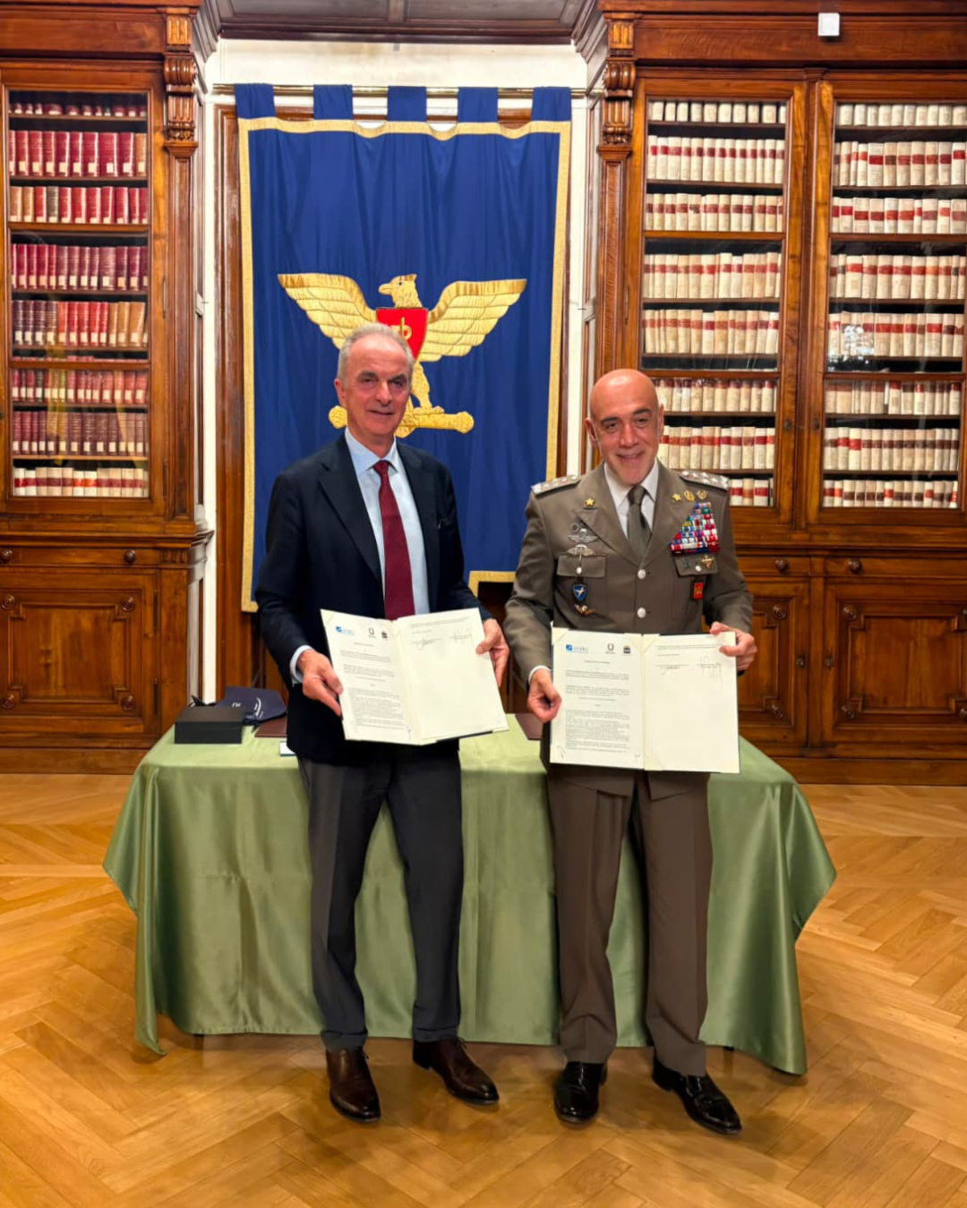 Enac e Ministero della Difesa firmano Protocollo per attività di aviolancio